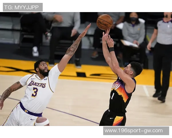 浓眉因伤缺阵六周阿里纳斯感叹球员小伤频发现象令人担忧 浓眉因伤缺阵六周阿里纳斯感叹球员小伤频发现象令人担忧